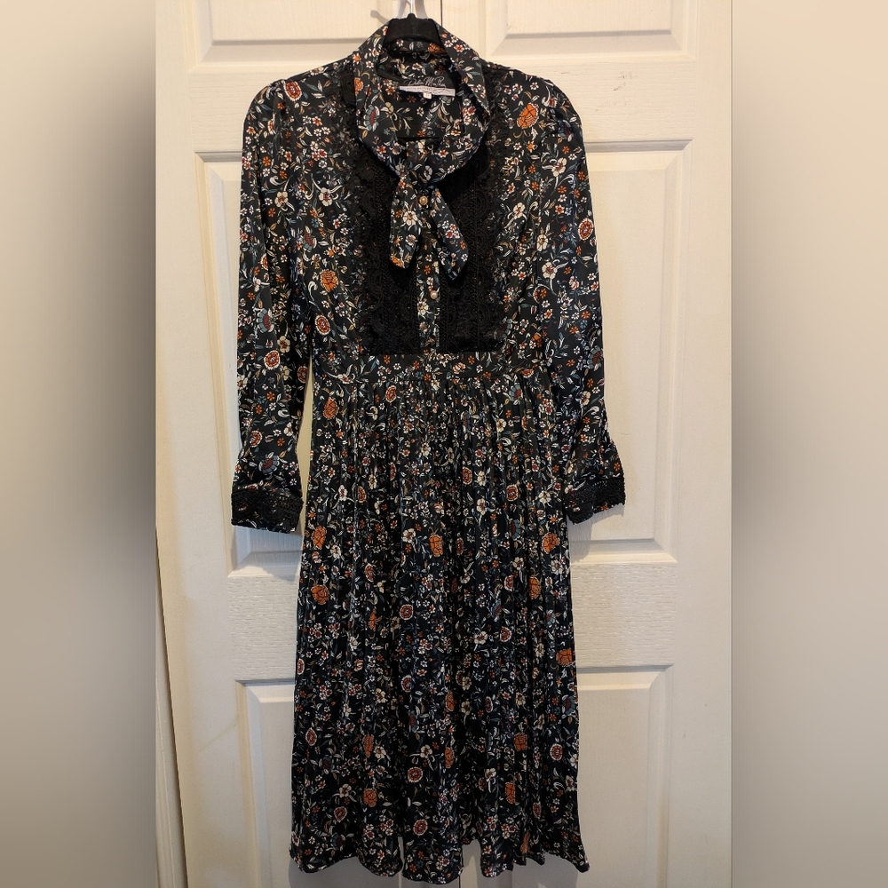 Dalia Macphee Satin Pleated Midi Floral Dress Lace Details Tie Neck Long Sleeve